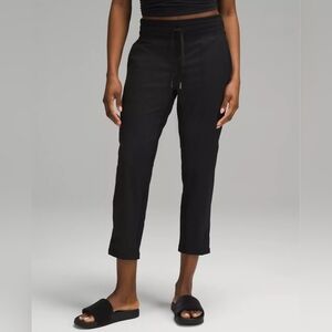 Lululemon Dance Studio Mid-Rise Cropped Pants, EUC, Black, Size 4